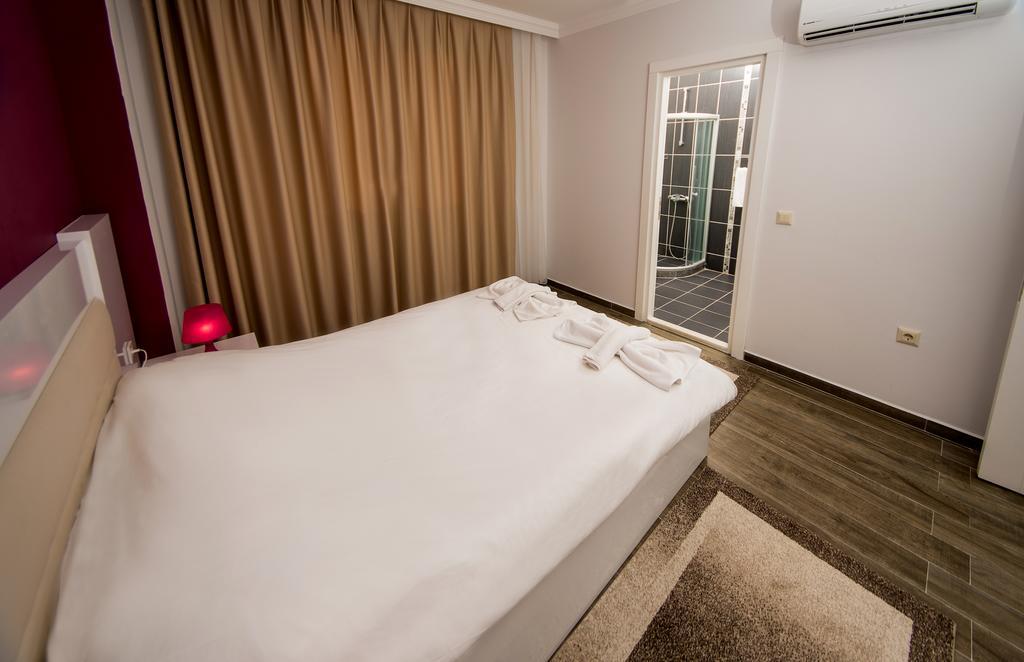 Dalyan Elit Apart Otel Çeşme Eksteriør bilde